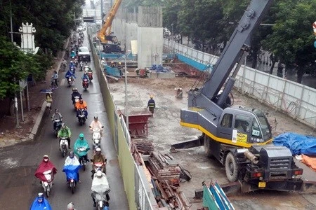 Hanoi Party official inspects progress of urban railway project