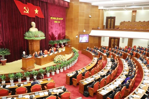 Party chief emphasizes personnel work at Party Central Committee session