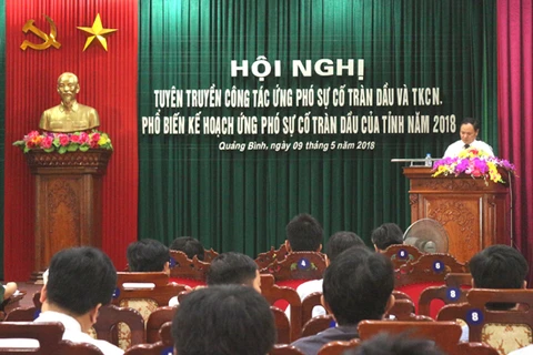 Training course on oil spill response held in Quang Binh province