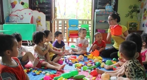 Tighter control needed for Hanoi private pre-schools