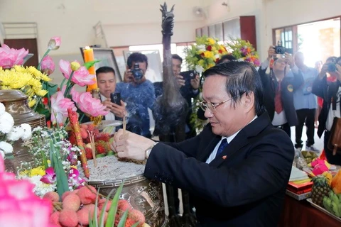 Activities mark President Ho Chi Minh’s 128th birthday abroad