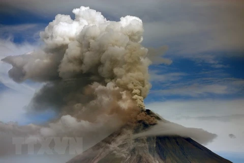 Philippines warns of unexpected eruption of Mayon volcano