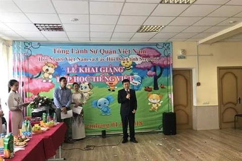 Vietnamese class opens for Vietnamese people in Russia