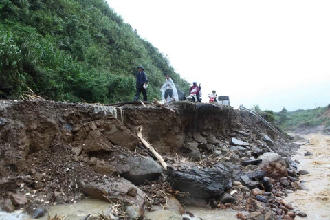 Death toll of northern floods, landslides rises to seven
