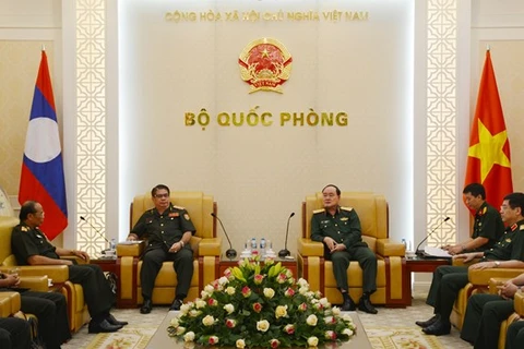 Vietnam, Lao armies boost finance cooperation