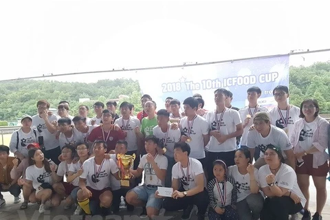 Vietnamese students in RoK organise football tournament