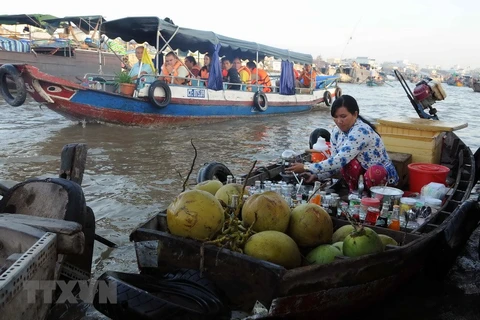 Cai Rang floating market culture festival opens in Can Tho