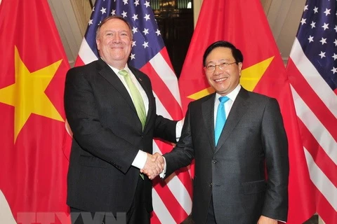 Deputy PM Pham Binh Minh holds talks with US State Secretary Pompeo