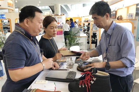 Shoes & Leather Vietnam expos features 700 exhibitors 