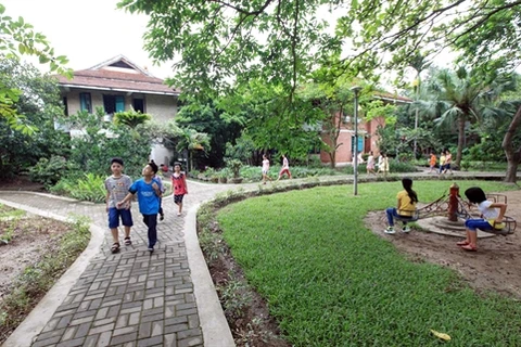 Vietnam joins int’l efforts to give children homes