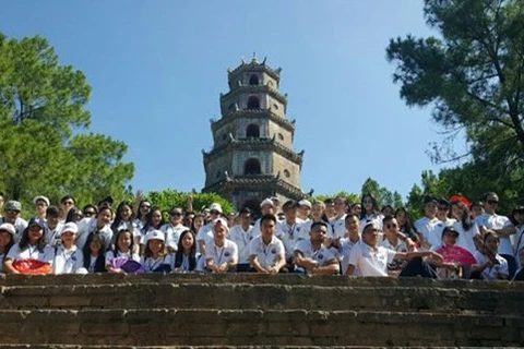 Summer camp: Young expats explore Thua Thien – Hue scenes