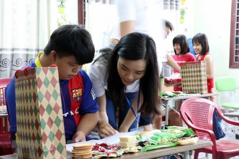 Summer camp: Young expats visit Hoi An city
