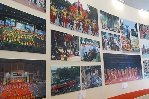 Photo exhibition on Hanoi’s development after 10 years of expansion