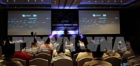 Symposium talks information security in businesses 