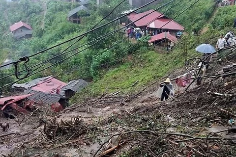 Landslides leave 6 dead, 4 missing in Lai Chau province