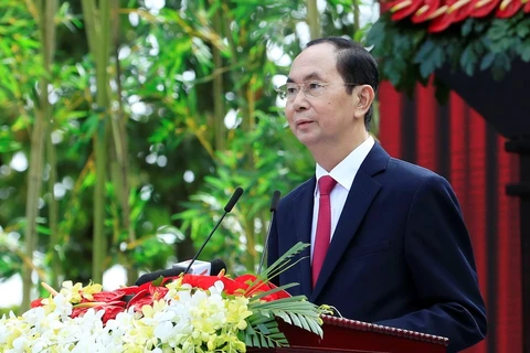 President leaves Hanoi for State visits to Ethiopia, Egypt
