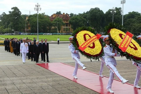 National leaders pay tribute to late President Ho Chi Minh on National Day 