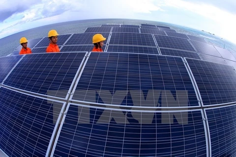Solar energy investors racing for incentives