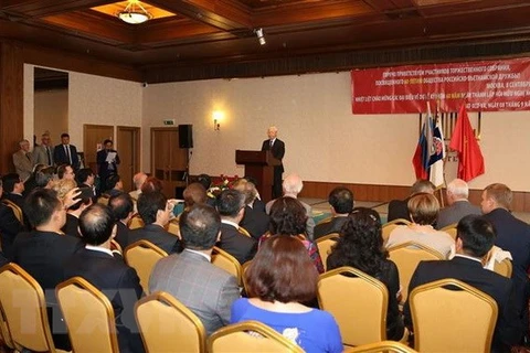 Party chief praises role of Russia-Vietnam Friendship Association 
