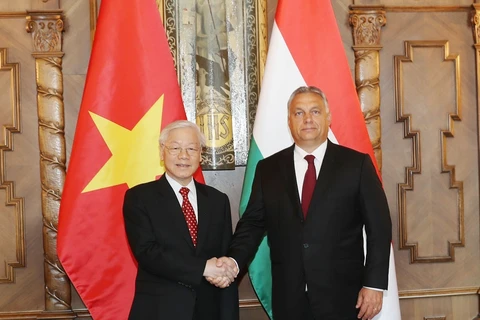 Party leader concludes Hungary visit