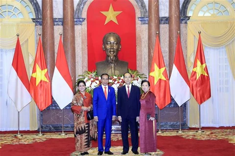 President hosts welcome ceremony for Indonesian counterpart 