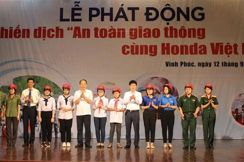 Traffic safety campaign launched in Vinh Phuc province