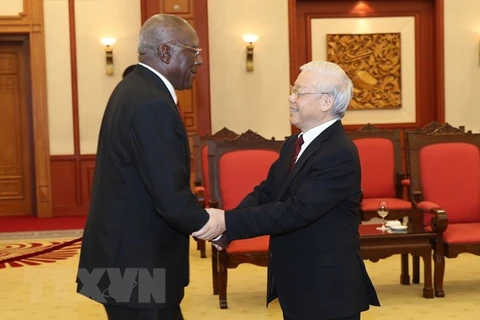 Party leader welcomes Cuban First Vice President in Hanoi