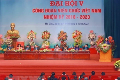 12th Vietnam trade union congress elects executive board 