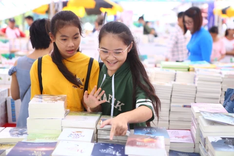 Hanoi Book Festival kicks off at Thang Long Imperial Citadel