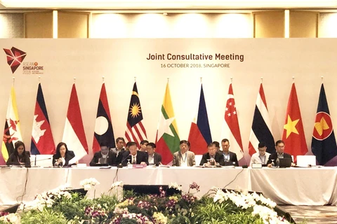 ASEAN holds Joint Consultative Meeting to prepare for 33rd Summit 