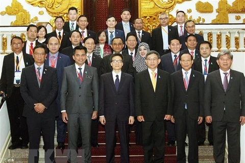 Deputy PM hosts leaders of AMMD-6 delegations