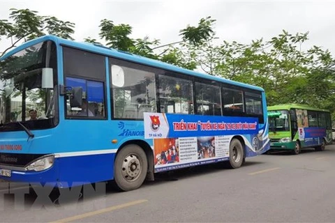Hanoi bus company attracts more passengers