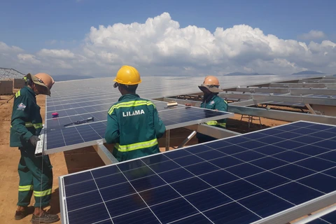Ninh Thuan speeds up renewable energy projects 