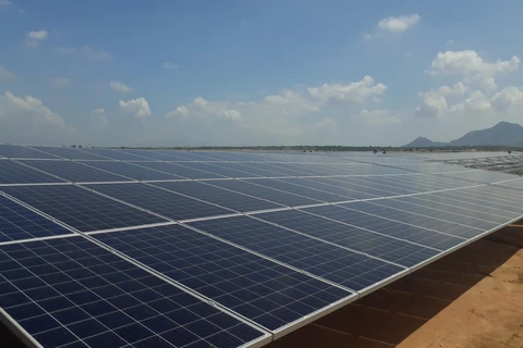 Thua Thien-Hue works to boost green growth via solar power projects