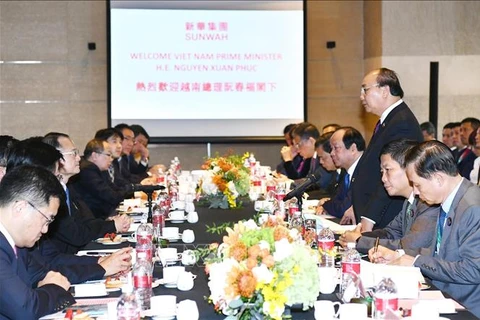 PM talks with leading Chinese groups 