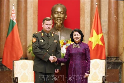 Vietnam, Belarus urged to make defence cooperation a highlight
