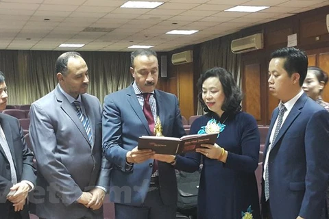 Hanoi delegation on Egypt visit 