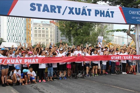 HCM City: 24,000 people join 22nd Terry Fox Run