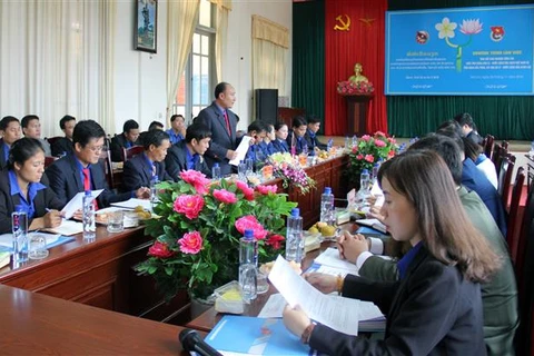 Son La youths bolster cooperation with Lao localities