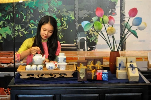 World tea sommeliers from 15 countries compete in Hue
