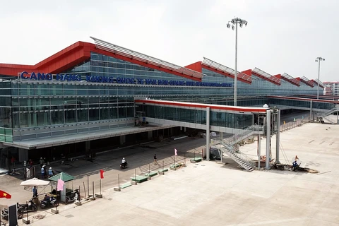 Quang Ninh promotes travelling through Van Don airport