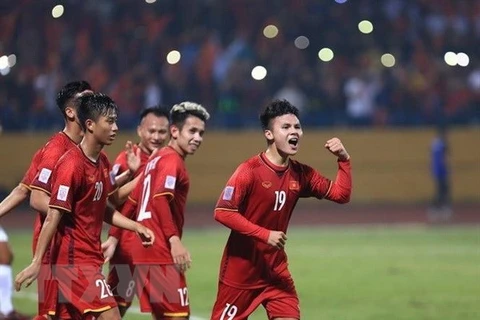 Quang Hai, Van Duc stand out in best player, best goal polls