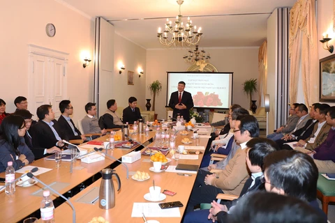 Vietnamese intellectuals in Germany urged to further help homeland