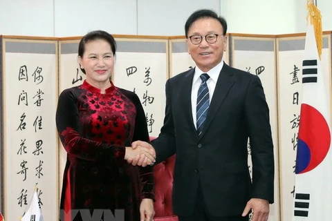 NA Chairwoman hosts Vietnam’s Honorary Consul General in RoK region