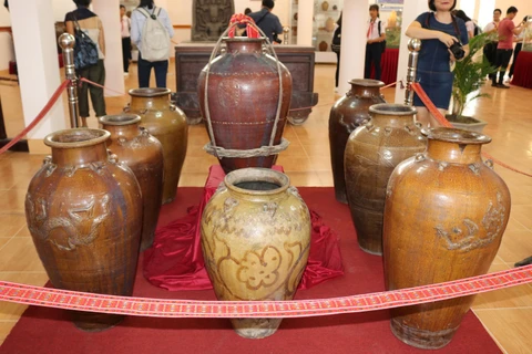 Cham ethnic minority group’s pottery on display