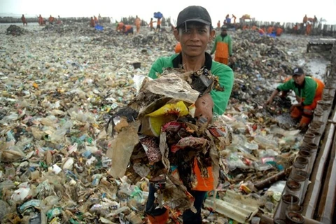 Indonesia aims to reduce ocean waste by 70 percent by 2025