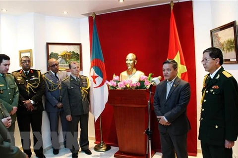 Founding anniversary of Vietnam People’s Army marked in Algeria