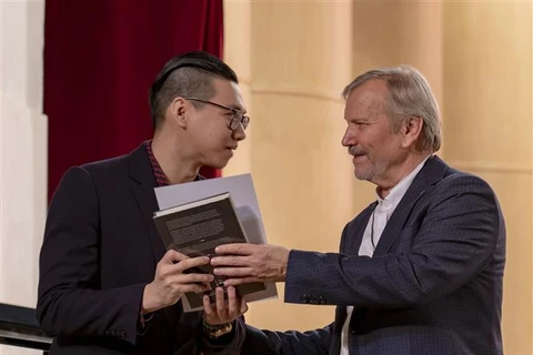 Vietnamese student wins at Russian music festival