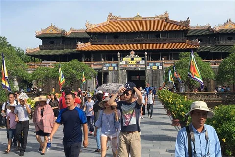 Tourist arrivals surge during 2019 New Year holidays