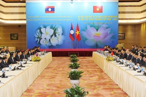 Vietnamese, Lao PMs co-chair meeting of inter-governmental committee 